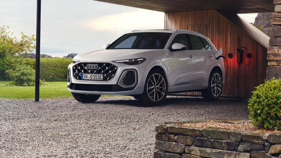 Audi Q5 SUV e-hybrid.png
