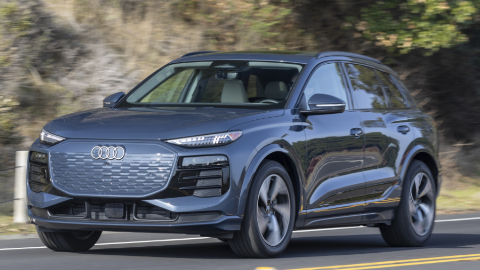 Audi Q6 e-tron S line quattro.png