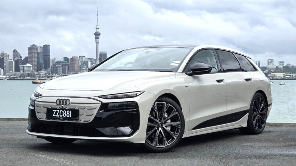 Audi a6 avant e-tron s line quattro 2026.png