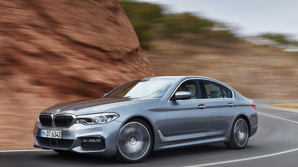 BMW 530 E.png