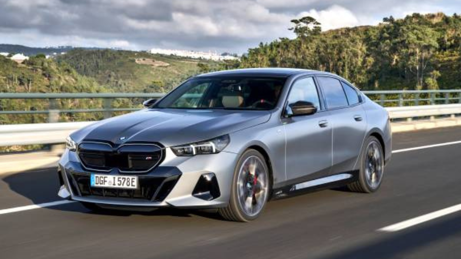 BMW i5 M60 xDrive.png