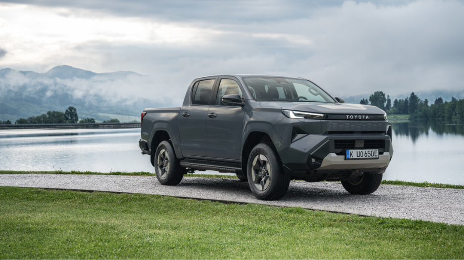 Toyota Hilux BEV.png